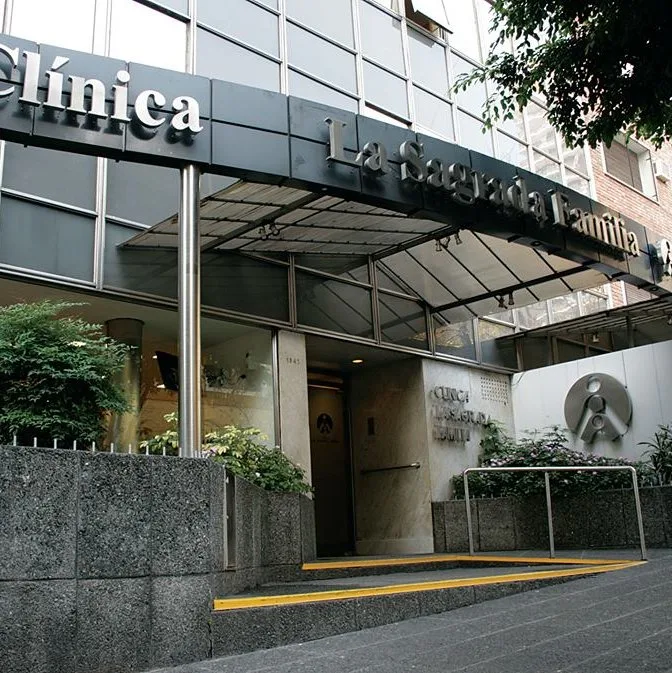 Clínica La Sagrada Familia